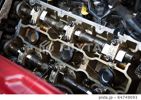 V型6気筒dohcエンジンの内部の写真素材