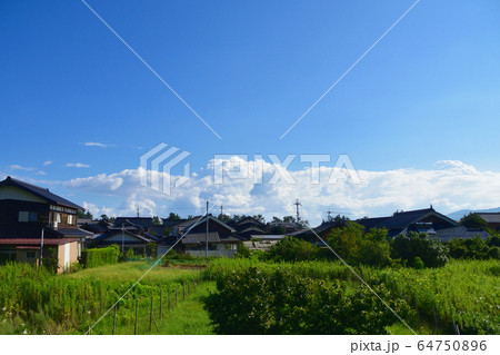 京都丹後鉄道宮舞線の車窓風景と沿線風景 64750896
