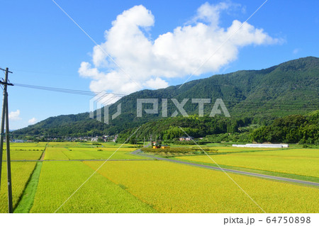 京都丹後鉄道宮舞線の車窓風景と沿線風景 京都丹後鉄道宮舞線の車窓風景と沿線風景 64750898