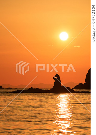 静岡西伊豆_大田子海岸の夕陽 静岡西伊豆_大田子海岸の夕陽 64752104