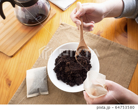 コーヒーかす 64753580