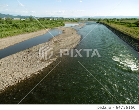 麻布橋から見た石狩川 麻布橋から見た石狩川 64756160