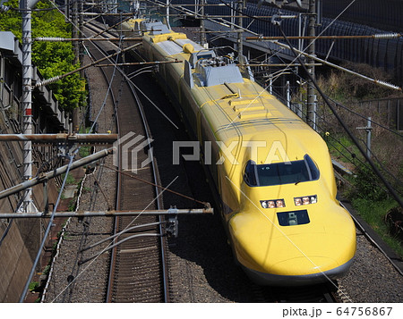 ドクターイエロー 大津市石山付近にて ドクターイエロー 大津市石山付近にて 64756867