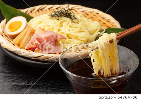 ざるラーメン 64764700