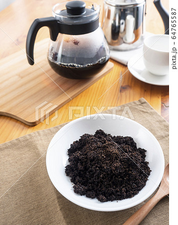 コーヒーかす 64765587