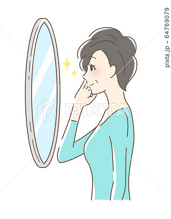 笑顔で鏡を見る女性 64769079