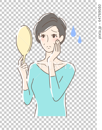 一個女人看著手鏡與不安的表情 64769080
