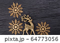 Golden toy figurine Christmas deer and golden 64773056