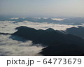 雲海と山々2 64773679