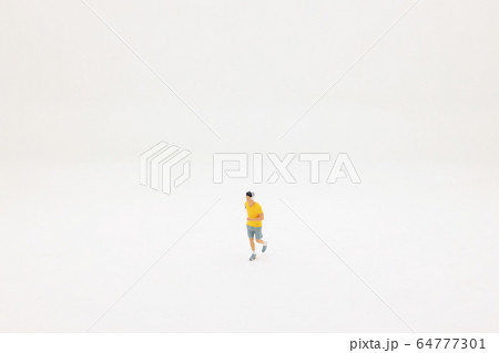 Close up of man runner miniature figure people Close up of man runner miniature figure people 64777301
