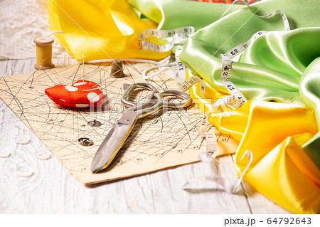 Set of items for cutting and sewing Set of items for cutting and sewing 64792643