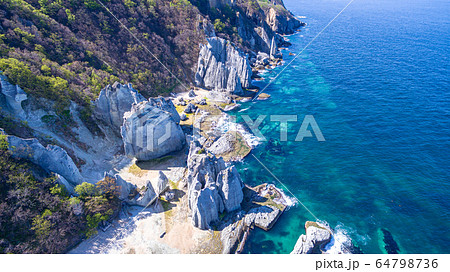 空撮　青森県　下北半島国定公園仏ケ浦 64798736