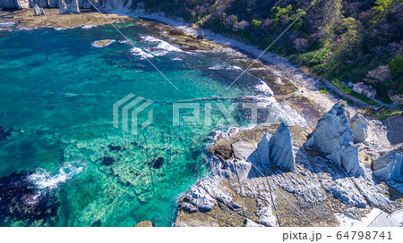 空撮　青森県　下北半島国定公園仏ケ浦 64798741