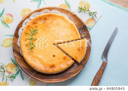 チーズケーキ 64805843