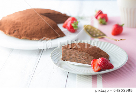 ミルクレープ　チョコ 64805999