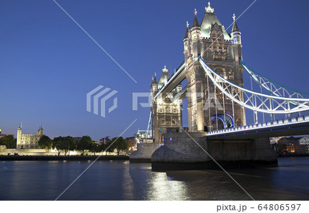 Tower Bridge at dusk, London, England 64806597