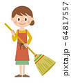 女性　掃除　ほうき 64817557