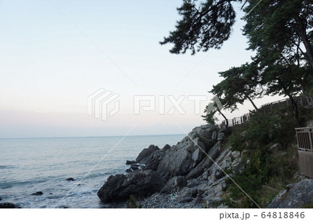 釜山 海 波 64818846