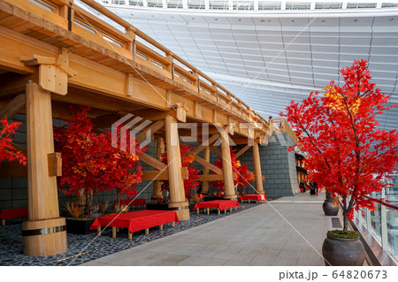 羽田空港　はねだ日本橋 64820673