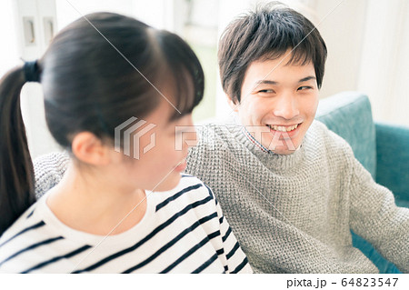 男女 10代 男女 10代 64823547