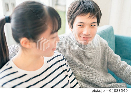男女　10代 64823549