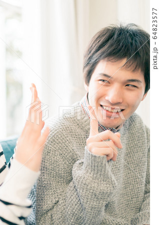 男子　10代 64823577