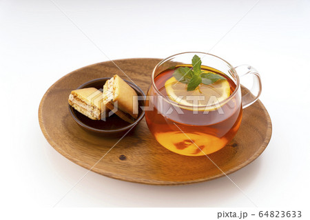 レモンティーとデザート レモンティーとデザート 64823633