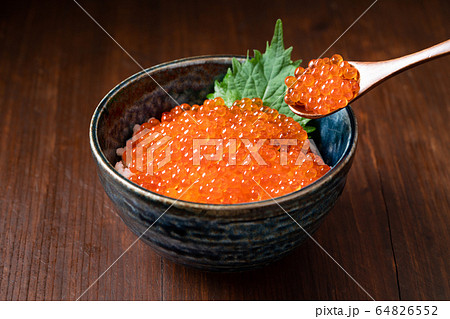 いくら丼 64826552