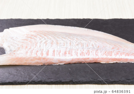 おいしい活ヒラメ おいしい活ヒラメ 64836391