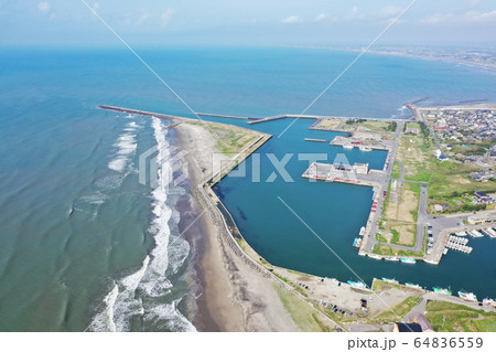千葉県旭市の飯岡漁港 64836559