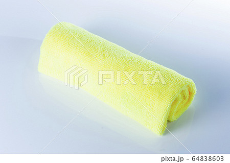 Yellow cloths microfiber 64838603