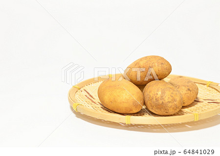 じゃがいも　メークイン 64841029