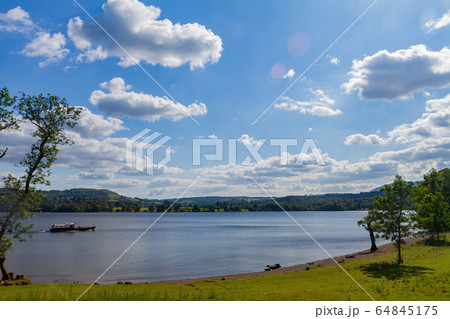 Beautiful nature landscape around Lake Windermere 64845175