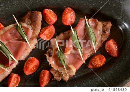 Saltimbocca 64848480