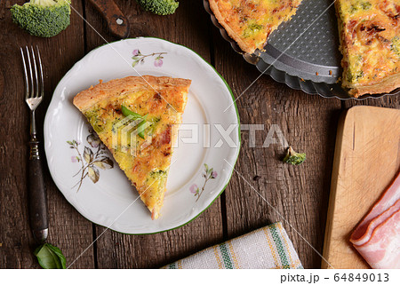 quiche with broccoli and ham quiche with broccoli and ham 64849013
