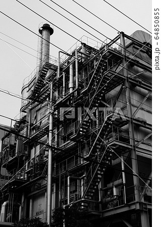 工場のプラント 64850855