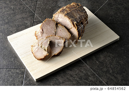 叉焼　チャーシュー 64854562