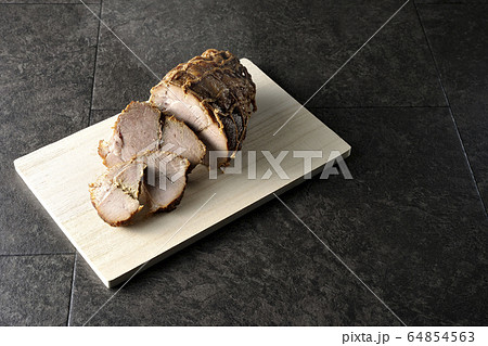 叉焼 チャーシュー 叉焼 チャーシュー 64854563