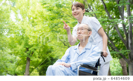 シルバー　介護 64854609