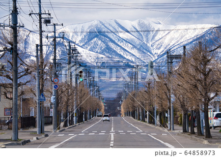 日高山脈と芽室町 日高山脈と芽室町 64858973