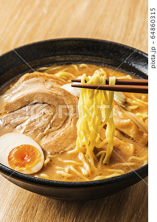 味噌ラーメン 味噌ラーメン 64860315