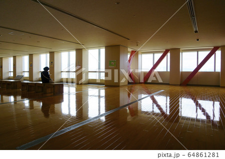 群馬県庁の展望ホール 64861281