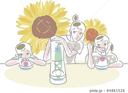 かき氷を作って楽しむ親子の夏のイメージ かき氷を作って楽しむ親子の夏のイメージ 64861526