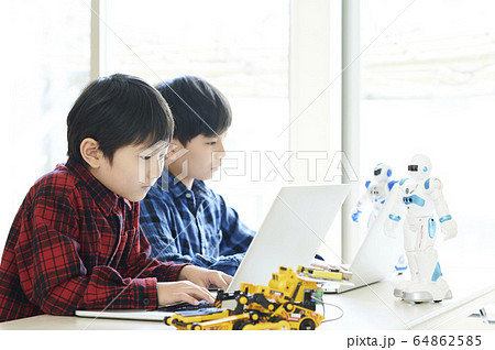 プログラミング　パソコン　子供 64862585