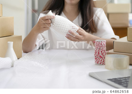 Online small business owner. 64862658