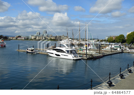 カナダ　ビクトリア 64864577