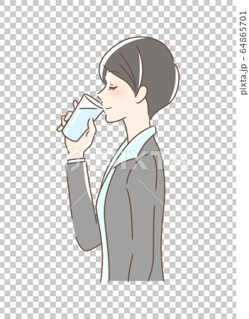 女人喝警察水的側面 女人喝警察水的側面 64865701