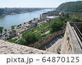 ブダペスト　王宮の丘の南側の景観 64870125