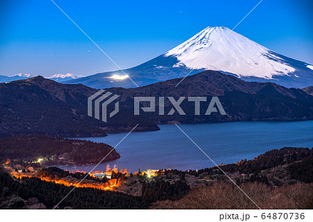 《神奈川県》富士山・箱根大観山からの眺め 64870736