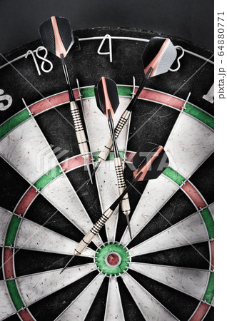 target with darts arrows 64880771